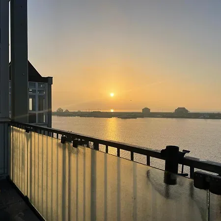 Ferienwohnung Mit Blick Aufs Meer In Wilhelmshaven Esterno foto
