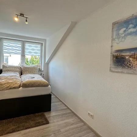 Ferienwohnung Mit Blick Aufs Meer In Wilhelmshaven Esterno foto