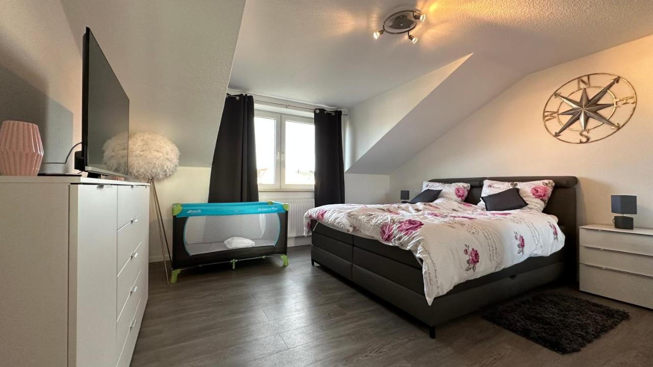 Mit Blick Aufs In Apartment Wilhelmshaven